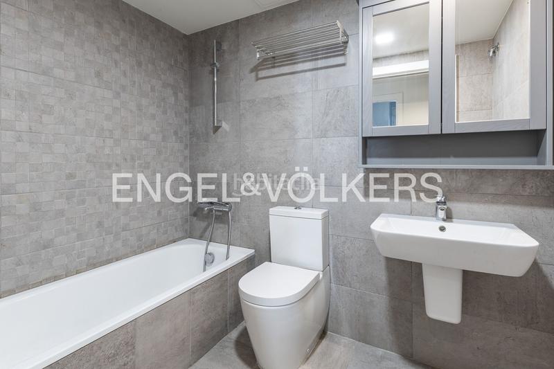 Foto 0a35b02a-8330-4853-ab47-6213b7d86923. Dachwohnung mit heizung parking pool in Port Badalona