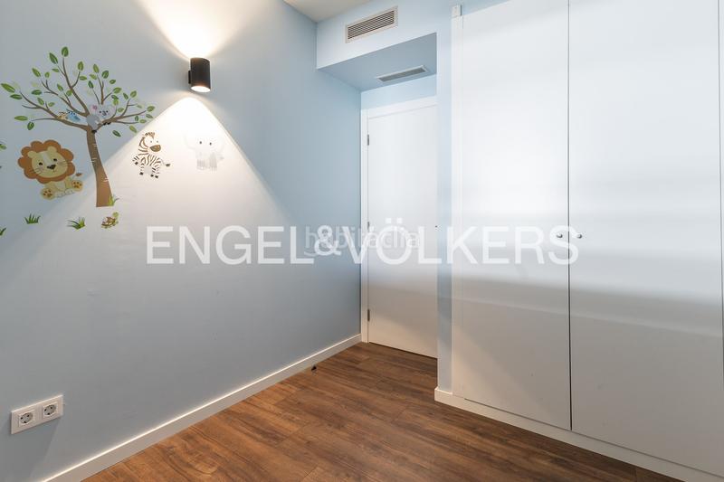 Foto 1bab1d93-89d3-4fbd-a661-07e3a1871f34. Dachwohnung mit heizung parking pool in Port Badalona