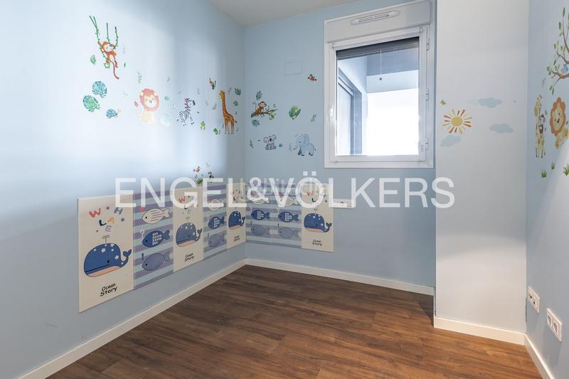 Foto 2a7d21f2-4f33-4492-8517-a82bfdf137a7. Dachwohnung mit heizung parking pool in Port Badalona