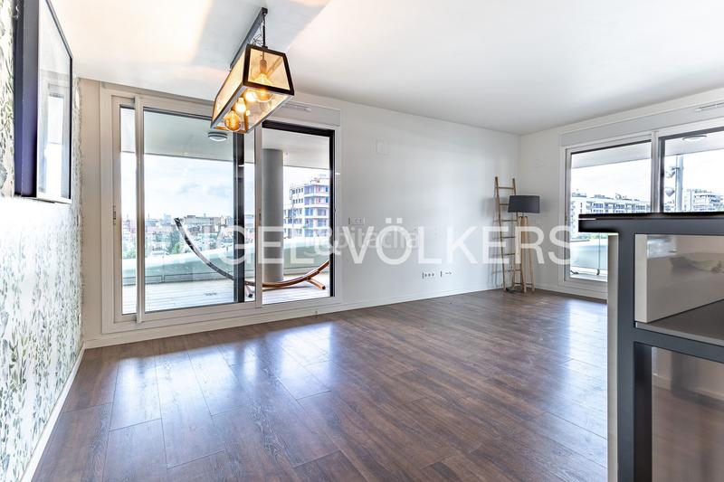 Foto 3c61db43-556e-40e9-b01c-deadedde53e8. Dachwohnung mit heizung parking pool in Port Badalona