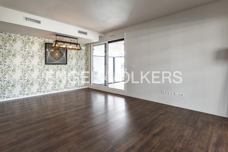 Foto 5d9307e9-a22c-4101-90b0-6d240326485f. Dachwohnung mit heizung parking pool in Port Badalona