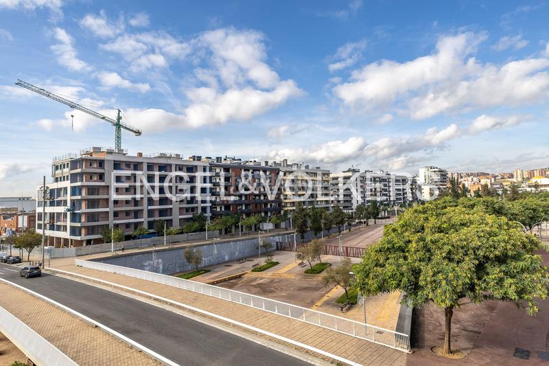 Foto 62744401-a9fe-4f78-a9a6-ff3745e89dab. Dachwohnung mit heizung parking pool in Port Badalona