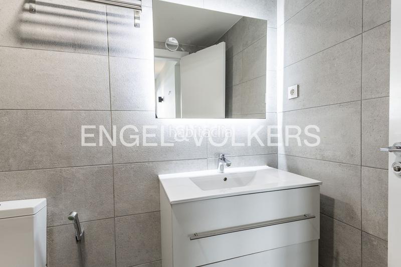 Foto 723652dd-b8c8-4871-9186-eea44f330e02. Dachwohnung mit heizung parking pool in Port Badalona