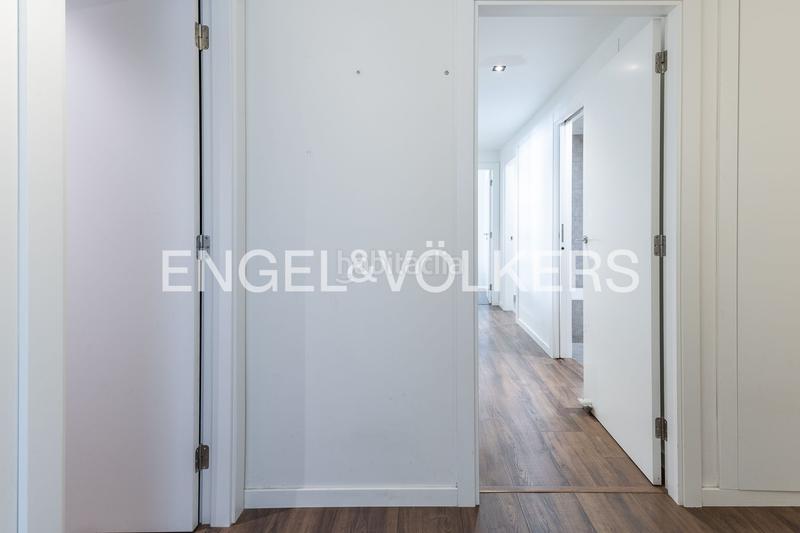 Foto 870d1c3d-979b-4535-98ca-580f15c3a1fa. Dachwohnung mit heizung parking pool in Port Badalona