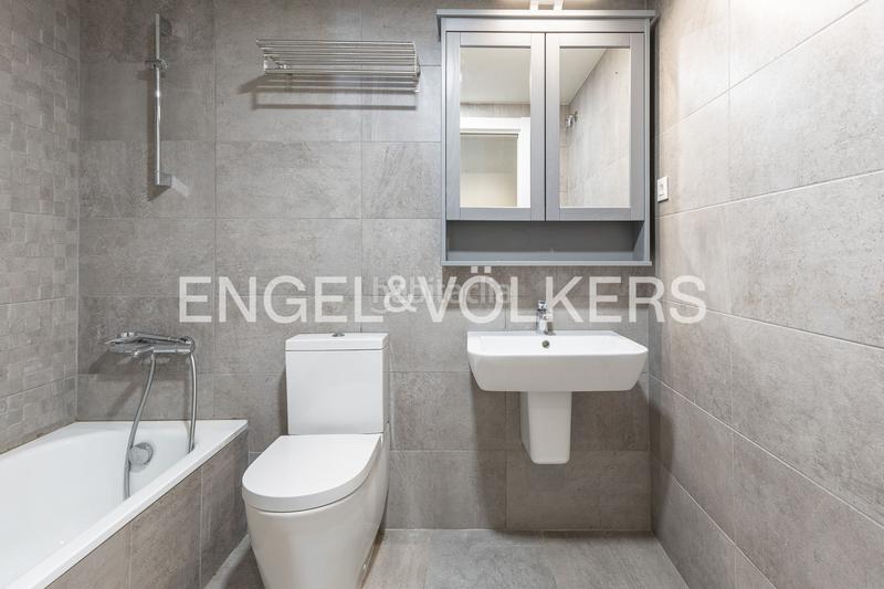 Foto a5b09a34-9f54-4e59-9a9f-1379c39df112. Dachwohnung mit heizung parking pool in Port Badalona