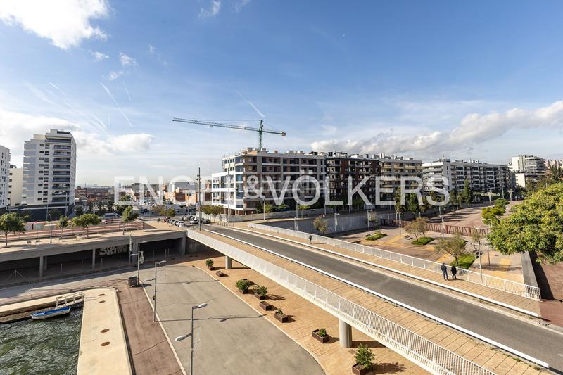 Foto b2d59a0c-7040-4388-9979-883d41b786a6. Dachwohnung mit heizung parking pool in Port Badalona