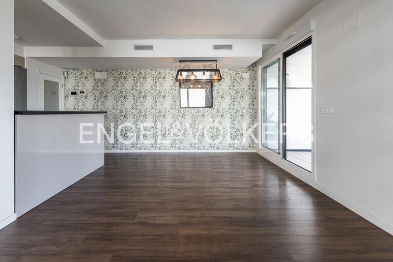 Foto bb6cda0c-748f-4d65-9f72-df2ee3de2bff. Dachwohnung mit heizung parking pool in Port Badalona