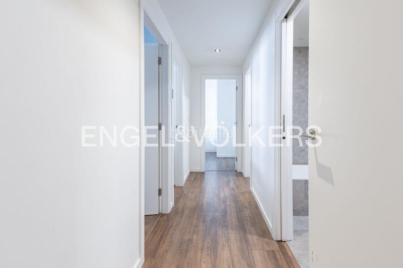 Foto df6c1408-4c7e-4e34-bb19-0c908ea3b6a9. Dachwohnung mit heizung parking pool in Port Badalona