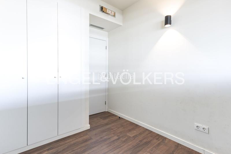 Foto ecfd806e-12c6-4087-bb1a-560c1a47dc96. Dachwohnung mit heizung parking pool in Port Badalona