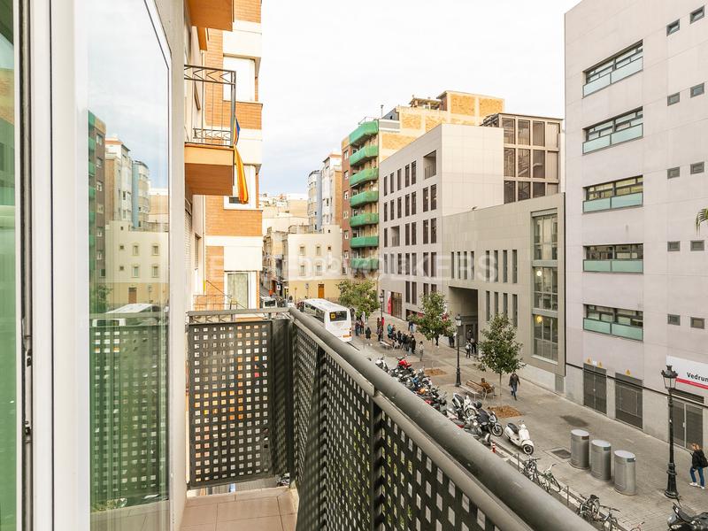 Foto 9f077b4a-f2e0-4c3f-b090-bc899f7a2be1. Miete appartement mit heizung in Vila de Gràcia Barcelona