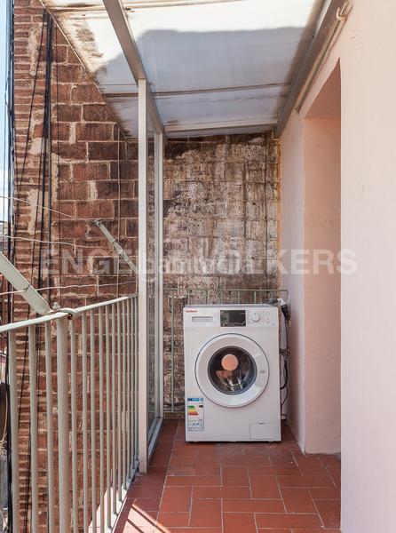 Foto 189e06ec-b256-47eb-880a-e1f27ef5b985. Lloguer àtic amb calefacció a La Nova Esquerra de l´Eixample Barcelona