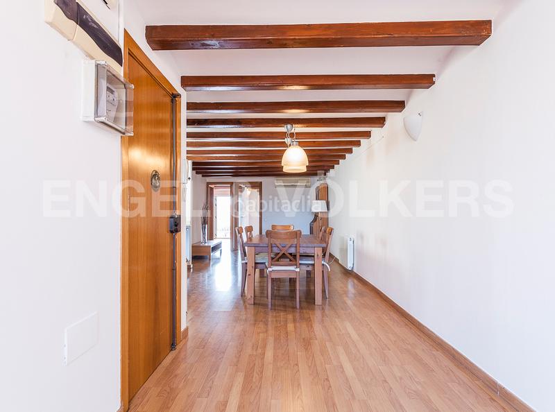 Foto 402054d3-02bc-4572-a006-6f961a3c202d. Rent penthouse with heating in La Nova Esquerra de l´Eixample Barcelona