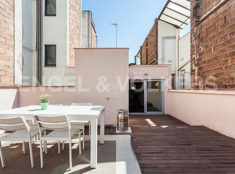 Foto 5d911d9a-d067-4cdb-b025-28ca5233a0c1. Rent penthouse with heating in La Nova Esquerra de l´Eixample Barcelona