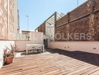 Rent Penthouse in La Nova Esquerra de l´Eixample. Bonito ático en eixample larga estancia