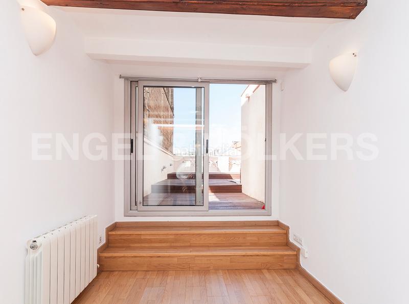 Foto bf87ab85-3555-4b79-b8fd-4a7b6318e181. Rent penthouse with heating in La Nova Esquerra de l´Eixample Barcelona