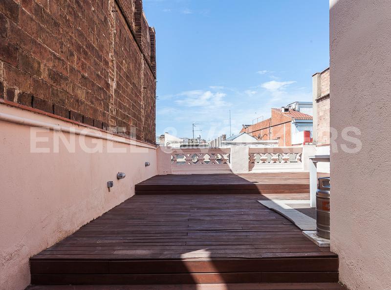 Foto c444ac86-d145-4b18-b186-11a159762aa6. Rent penthouse with heating in La Nova Esquerra de l´Eixample Barcelona