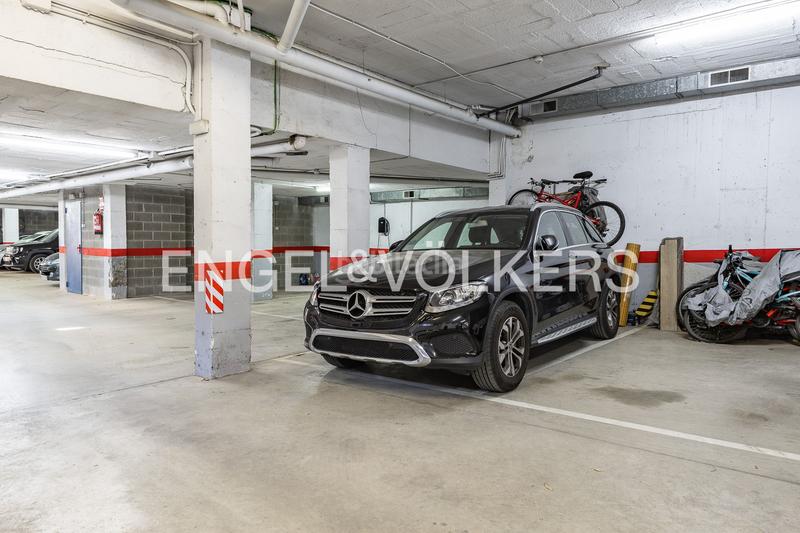 Foto 178fd2fb-e4ac-4d15-8e91-e1a07256f3e5. Àtic amb calefacció aparcament piscina a Serraparera Cerdanyola del Vallès