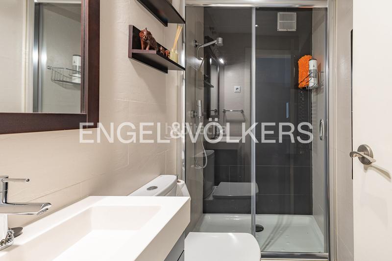 Foto 21cf8f24-0173-46fc-931d-67d461a43f7d. Àtic amb calefacció aparcament piscina a Serraparera Cerdanyola del Vallès