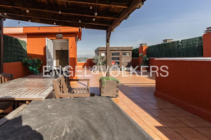 Foto 2f4730f8-22b9-489a-989d-79a10434d635. Àtic amb calefacció aparcament piscina a Serraparera Cerdanyola del Vallès