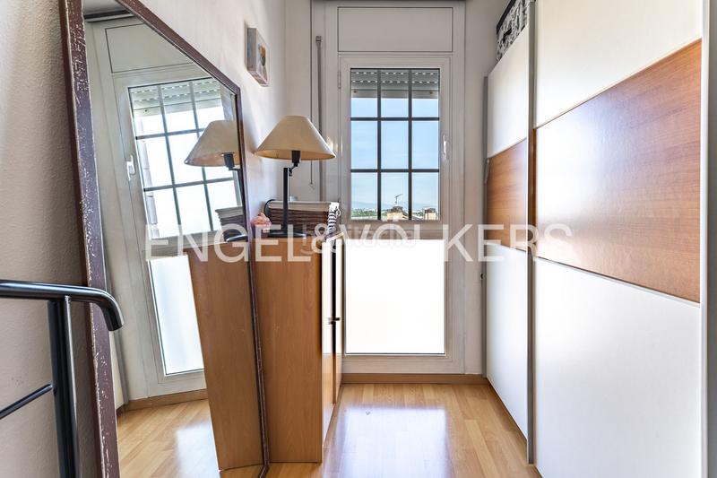 Foto 3afb74bd-e317-40c6-97be-0c4206964c1d. Àtic amb calefacció aparcament piscina a Serraparera Cerdanyola del Vallès