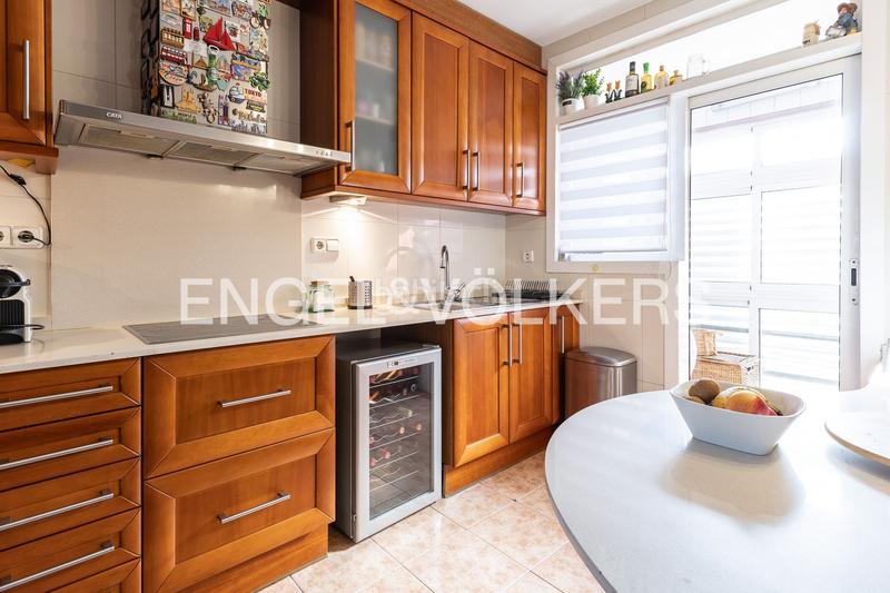 Foto 3db114d6-9c8c-4f65-84c5-c8f161e813d2. Àtic amb calefacció aparcament piscina a Serraparera Cerdanyola del Vallès