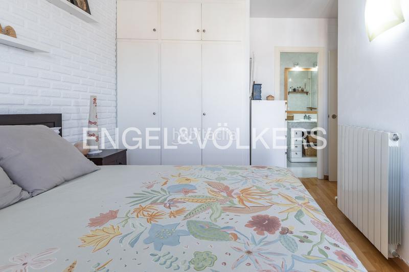 Foto 65ae536a-3895-43f2-be09-988f4381b2b0. Àtic amb calefacció aparcament piscina a Serraparera Cerdanyola del Vallès