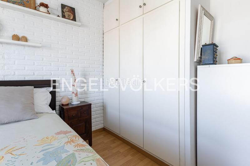 Foto 8b142110-f09f-4ad9-9362-5bac140a5bcc. Àtic amb calefacció aparcament piscina a Serraparera Cerdanyola del Vallès