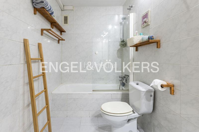 Foto a375d1e7-8451-4f48-8ee6-046aa8dee949. Àtic amb calefacció aparcament piscina a Serraparera Cerdanyola del Vallès