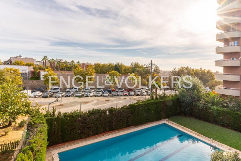 Foto 9b2386cf-aa9d-4964-88db-64989113d99f. Appartement avec chauffage parking piscine dans Zona Alta Premià de Mar