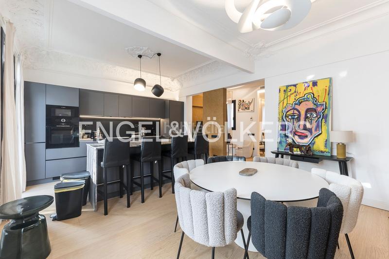 Foto 21f2568d-ce9d-44a7-892c-b9b422ba0ba5. Appartement mit heizung in Sant Antoni Barcelona