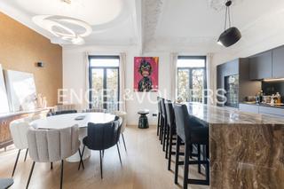 Appartement à Sant Antoni. Lujoso piso modernista reformado en sant antoni