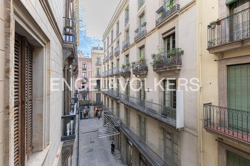 Foto 2a49499f-d35e-4a22-b4a8-52b528b37de5. Apartament amb calefacció a Gòtic Barcelona