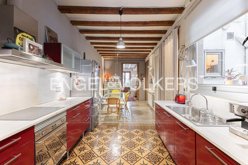 Foto 45057f38-f2bf-422f-b6b2-0c956b1cef92. Apartament amb calefacció a Gòtic Barcelona