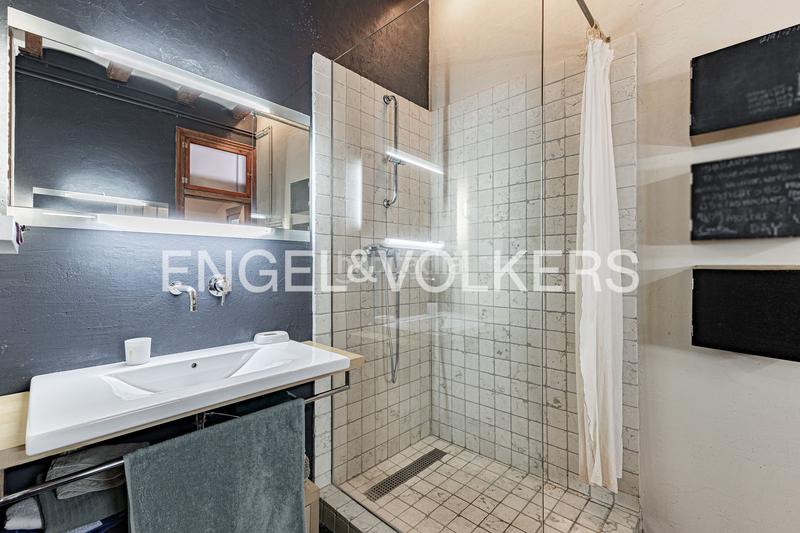 Foto 4e75bf6a-e0e9-4d81-bdef-1766156bd59c. Apartament amb calefacció a Gòtic Barcelona