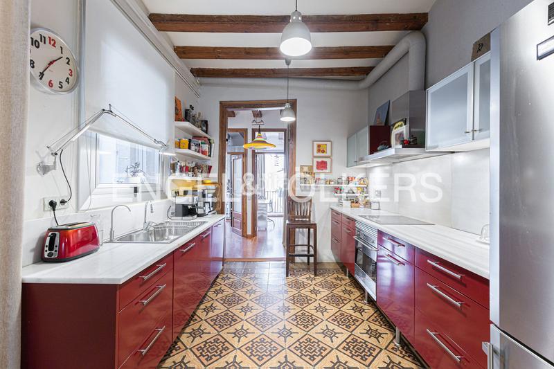 Foto 5382a7f0-056d-4de1-b624-709bc0660419. Apartament amb calefacció a Gòtic Barcelona