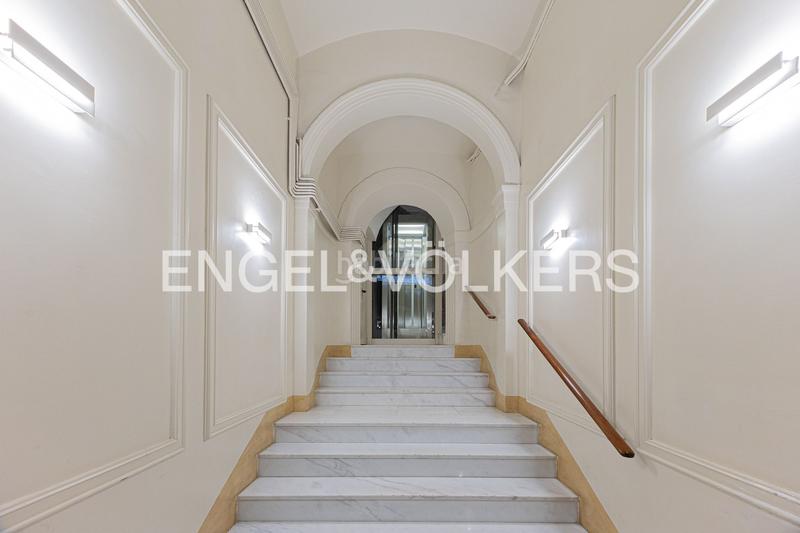 Foto aaac1e05-883a-4b39-82e3-5c093e000aaa. Apartament amb calefacció a Gòtic Barcelona