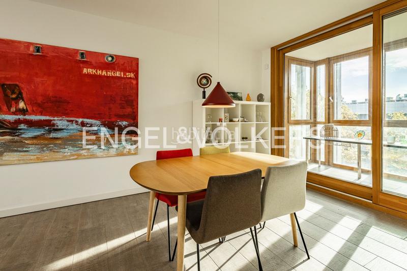 Foto 16a7b41f-16b5-40fb-ab99-36e724b40f55. Location attique avec chauffage parking piscine dans Sant Cugat del Vallès