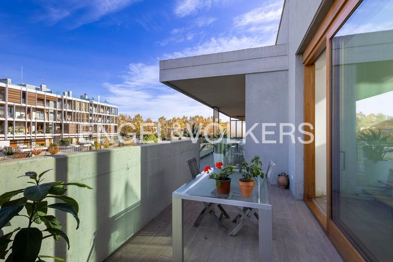 Foto 39b522df-0c41-414e-8356-c8860d044442. Rent penthouse with heating parking pool in Turó de Can Mates Sant Cugat del Vallès