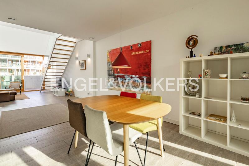 Foto eafcb91e-affc-4a89-bdef-4c2f164cca19. Rent penthouse with heating parking pool in Turó de Can Mates Sant Cugat del Vallès