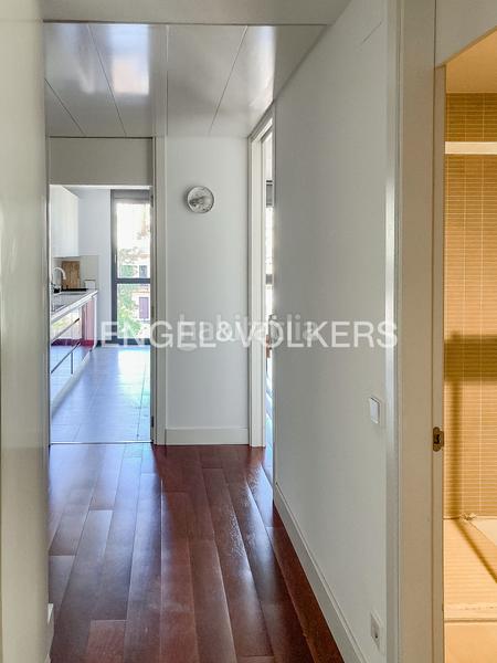 Foto 104d443a-2ff4-406c-bb8b-dd3efcbcc86e. Appartement avec chauffage parking dans Vila de Gràcia Barcelona