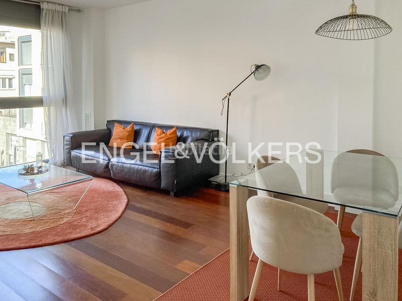 Foto b77cfc2e-3d90-41ad-9ad2-aa1b90837673. Appartement avec chauffage parking dans Vila de Gràcia Barcelona