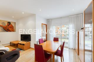 Apartament a Barri de les Corts. Encantador piso familiar listo para entrar a vivir en les corts