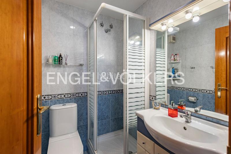 Foto 0b6c32ba-8bf1-4e03-9022-404b998b3c77. Apartament amb calefacció aparcament piscina a Eixample Sant Joan Despí