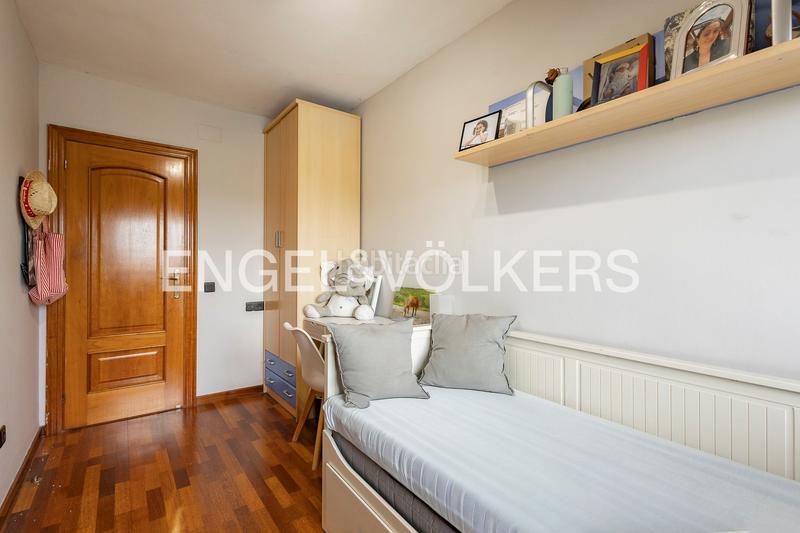 Foto 2a96d3bb-ff50-478f-a251-ea62a501155b. Apartament amb calefacció aparcament piscina a Eixample Sant Joan Despí