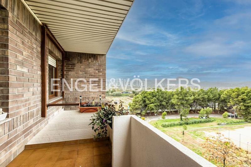 Foto 333dedea-f531-4662-b7a1-161be30410ed. Apartament amb calefacció aparcament piscina a Eixample Sant Joan Despí