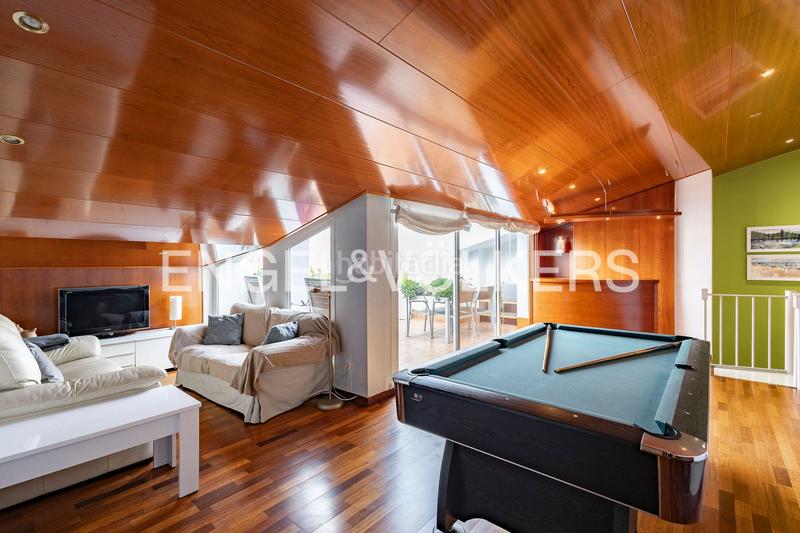 Foto 73fde60e-2ba7-41d6-9b95-52702bea1053. Apartament amb calefacció aparcament piscina a Eixample Sant Joan Despí