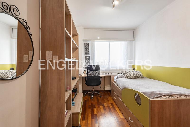 Foto ae183f95-24f7-453d-a9c4-cad0e8c976c4. Apartament amb calefacció aparcament piscina a Eixample Sant Joan Despí