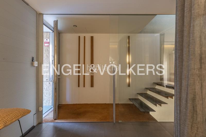 Foto 0159227a-c05f-424a-ad41-dec8693546c5. Casa con riscaldamento parcheggio piscina in Ca n'Aurell Terrassa