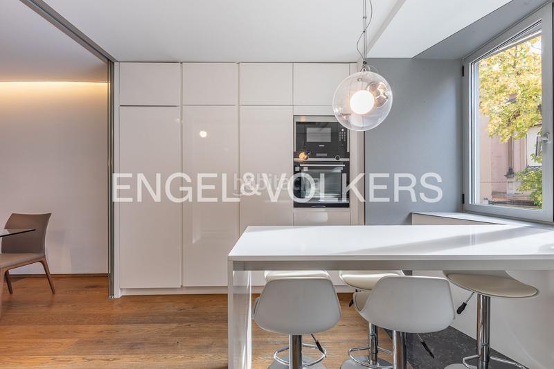 Foto 02487907-be4d-437a-87f3-2849ce5776bb. Casa con riscaldamento parcheggio piscina in Ca n'Aurell Terrassa