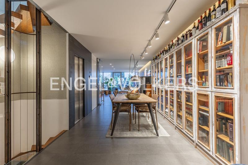 Foto 040ae1fb-0074-4701-8381-eb07b5fcc3b2. Casa con riscaldamento parcheggio piscina in Ca n'Aurell Terrassa